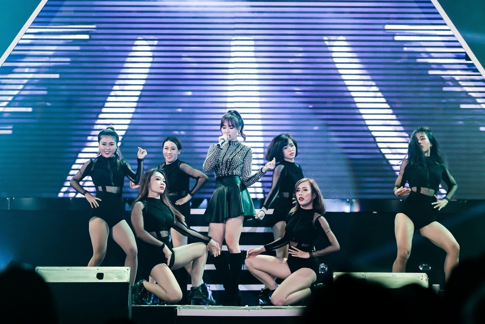 Hari Won ban ron sau dam cuoi anh 5