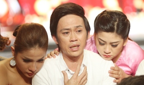 Hoai Linh: 'Khi bi benh, toi tu trang diem va khoc mot minh' hinh anh