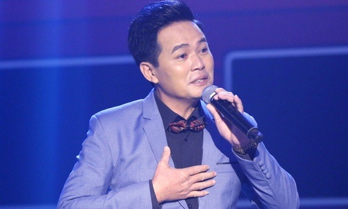 Anh cong nhan hat Bolero khien danh ca Y Lan phat cuong hinh anh