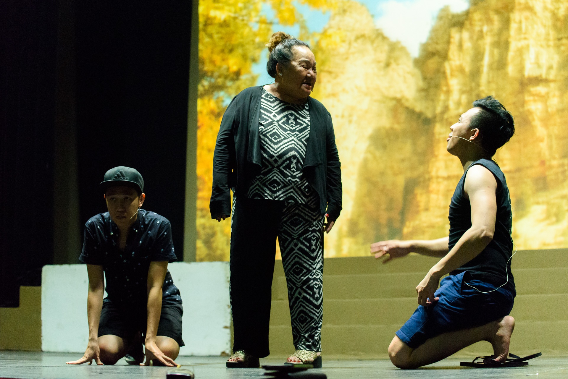 Trấn Thành đưa Hari Won đi tập kịch ảnh 5 Tran Thanh dua Hari Won di tap kich anh 5