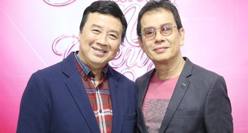 Nghe si Viet phan doi viec gop Tet Nguyen Dan vao Tet Duong lich hinh anh