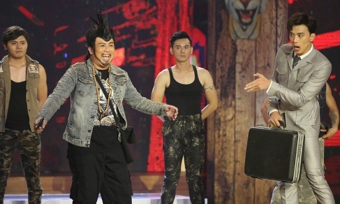 Gia Bao nhan diem so cao nhat dem thi hinh anh