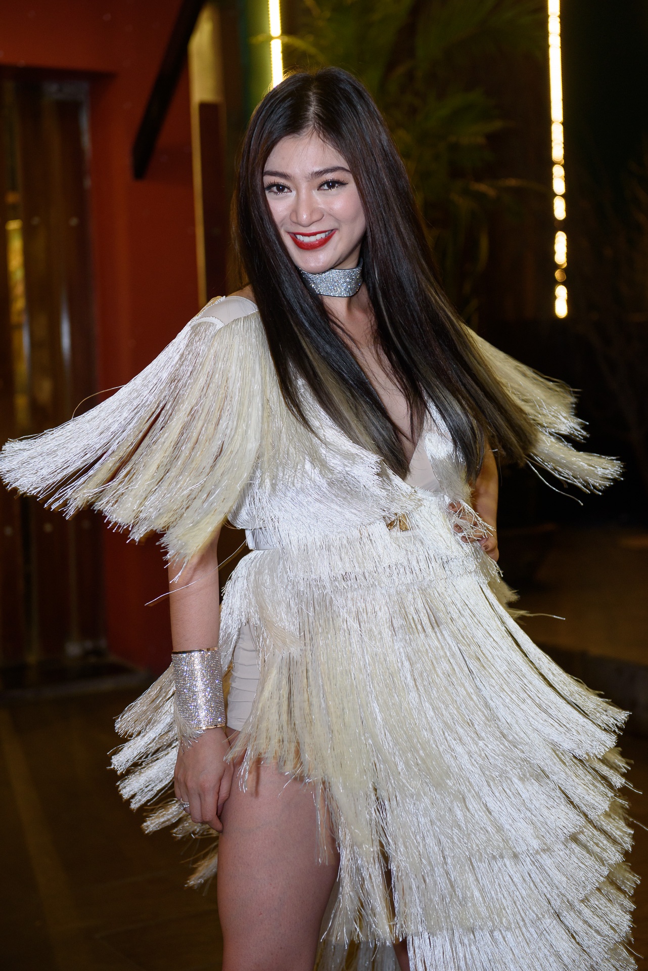 Thanh Truc hat trong dem nhac Khang Viet anh 1