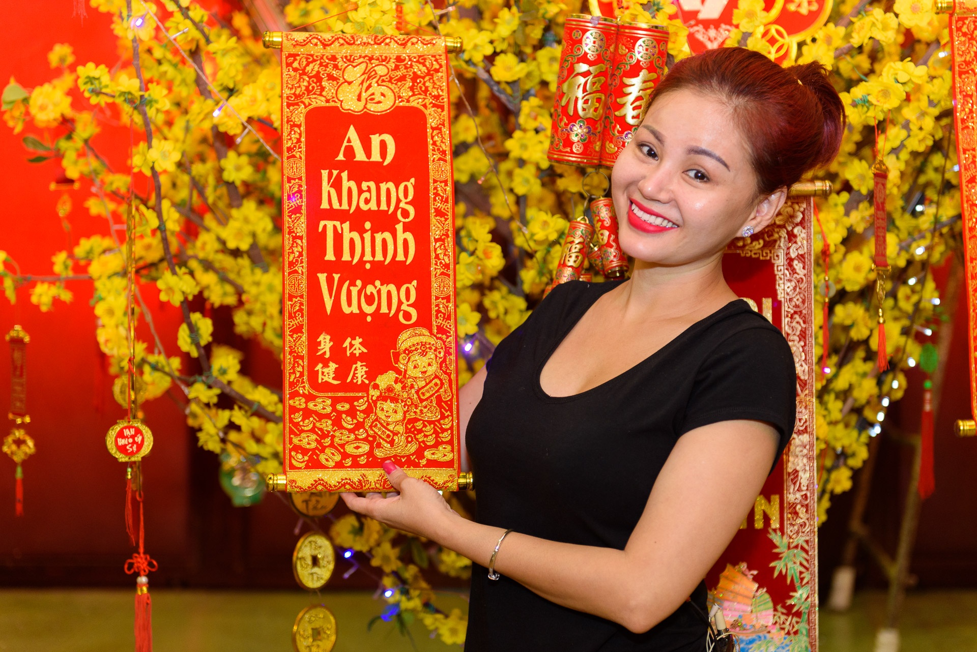 Le Giang bi Duy Phuong danh vi ghen anh 1