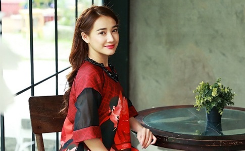 Nha Phuong man ma voi ao dai don Tet Nguyen dan hinh anh