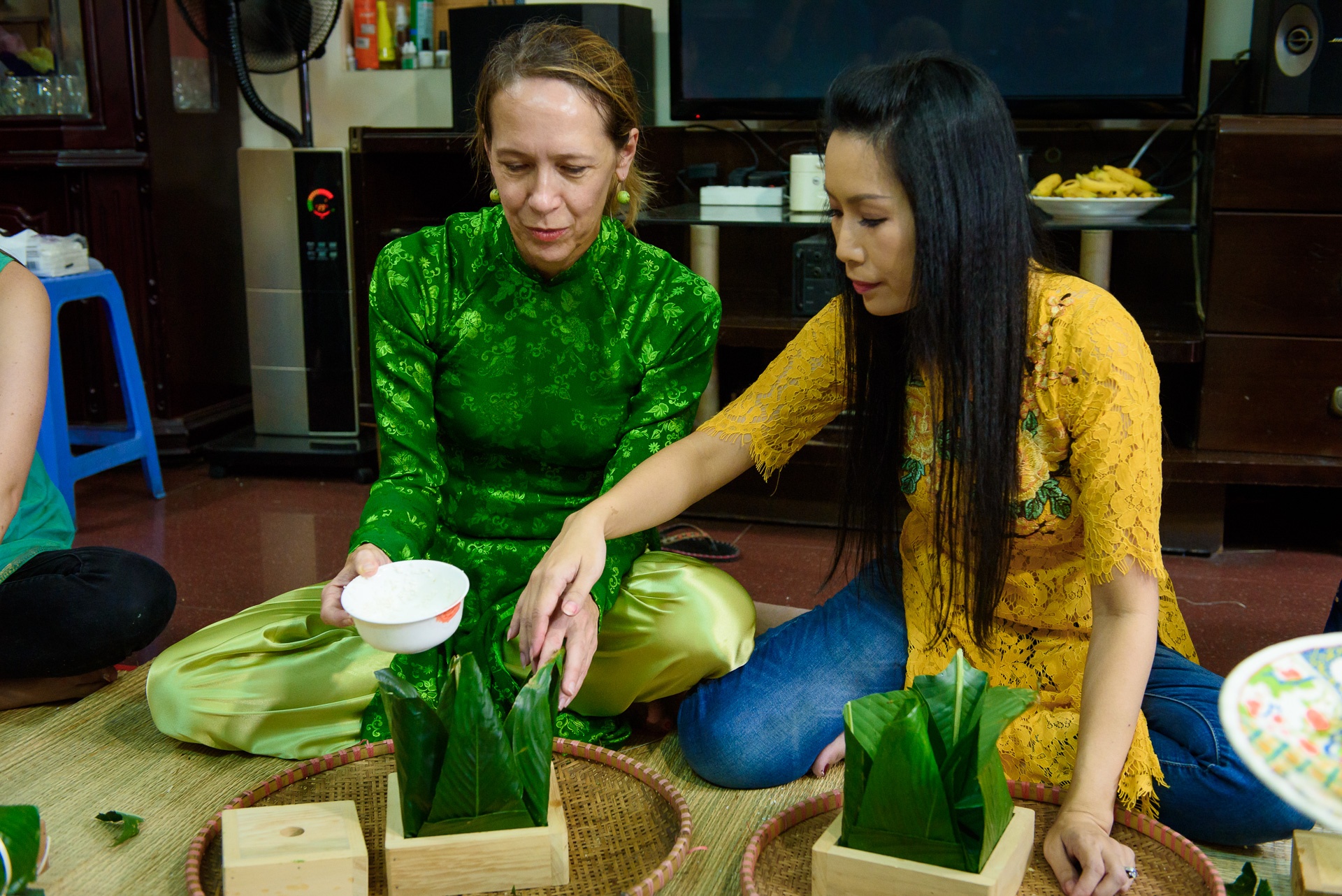 Tong lanh su My den nha Trinh Kim Chi goi banh anh 3