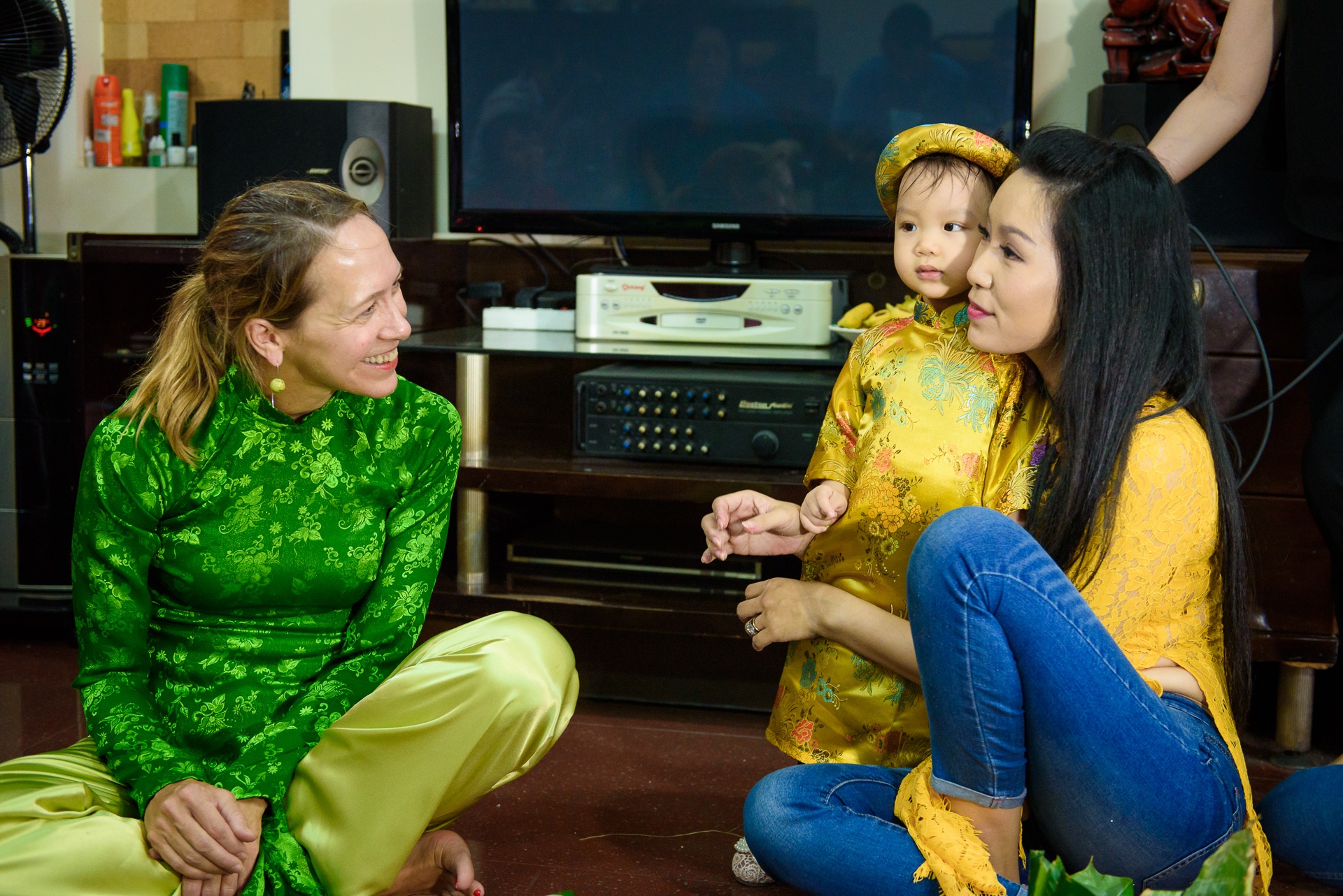 Tong lanh su My den nha Trinh Kim Chi goi banh anh 5