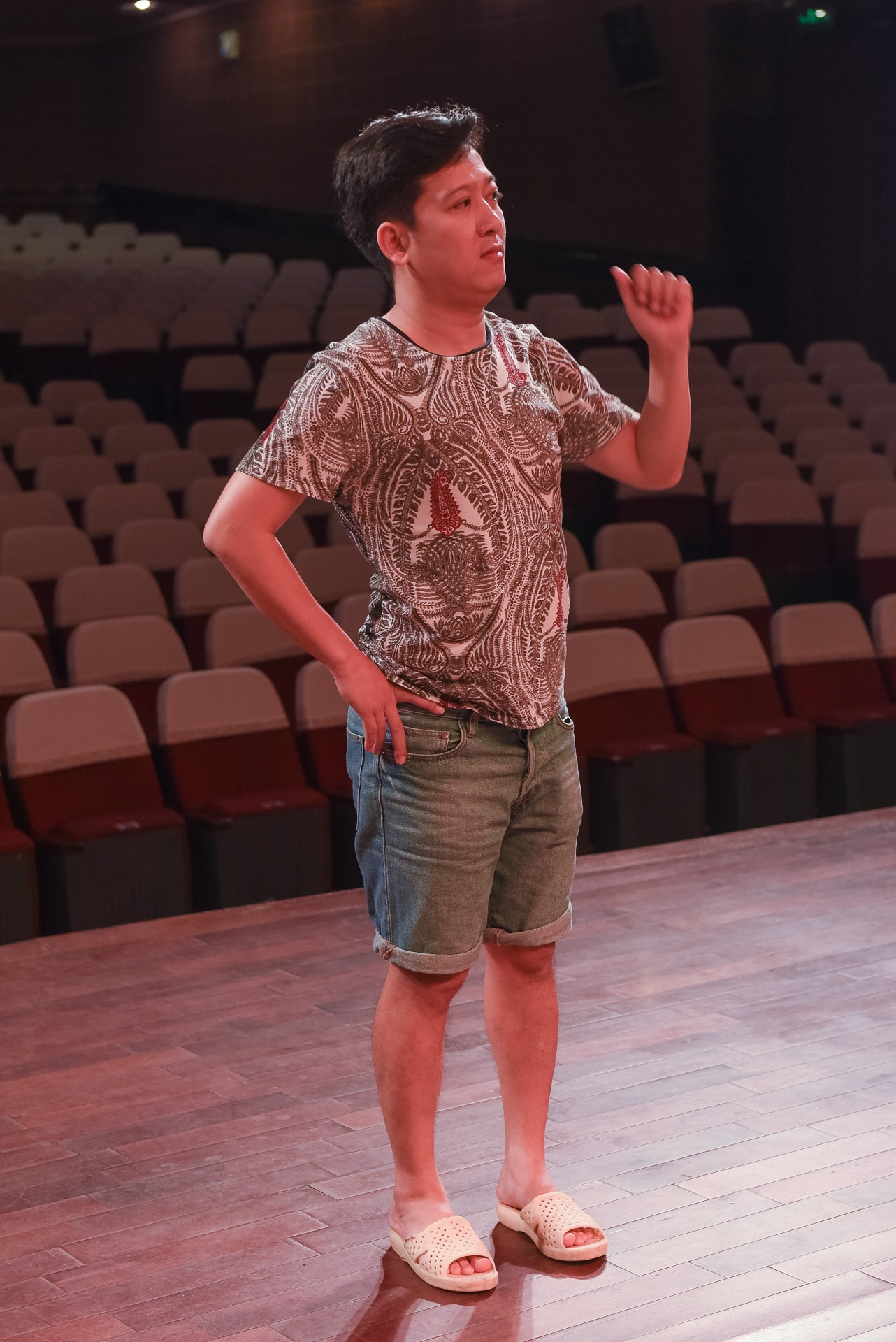 Truong Giang dien kich Tet anh 1