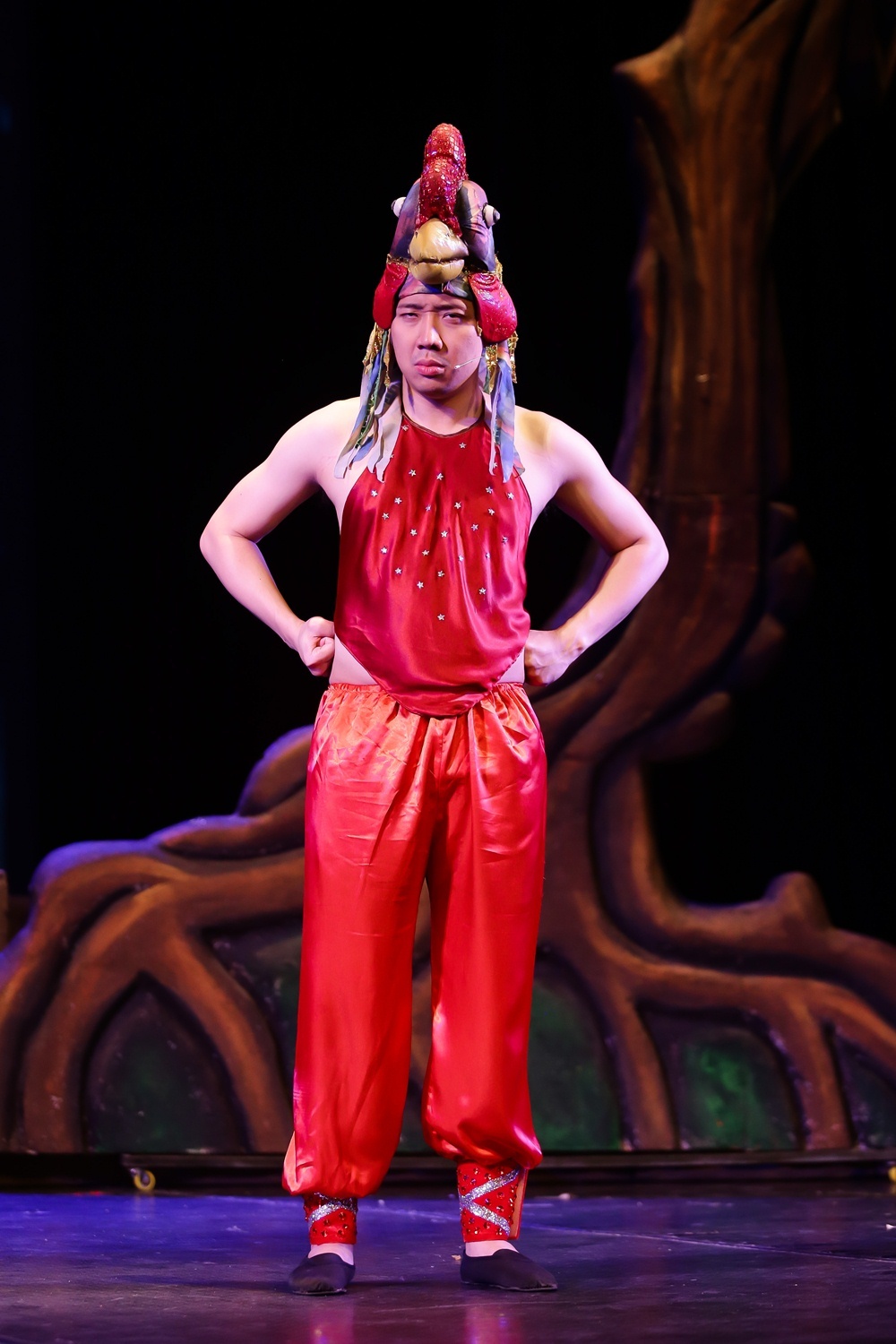 Tran Thanh voi tao hinh than ke anh 1