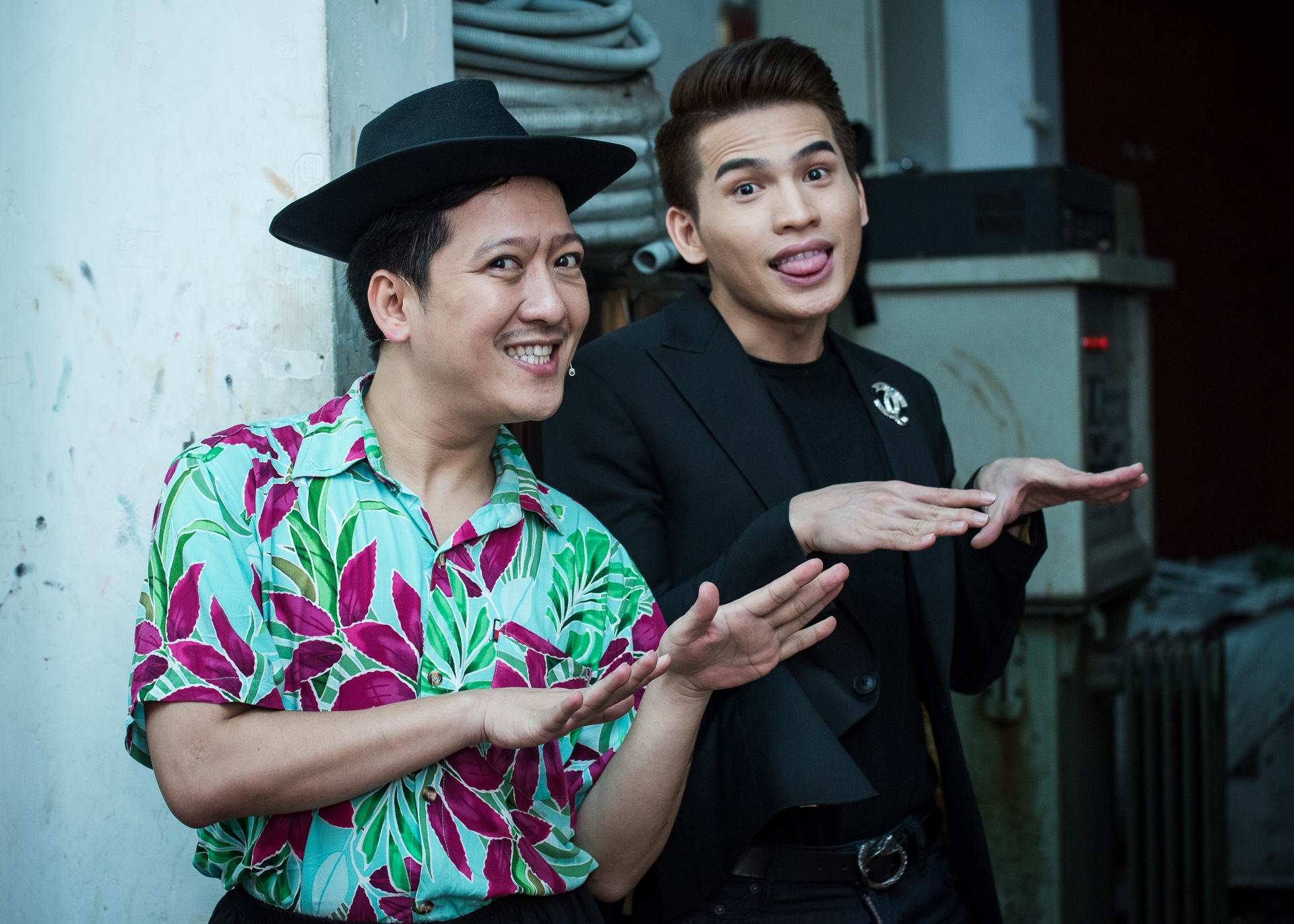 Tran Thanh duoc fan to chuc sinh nhat anh 6