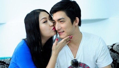 Chong Phi Thanh Van phu nhan nghien ngap, an bam vo hinh anh