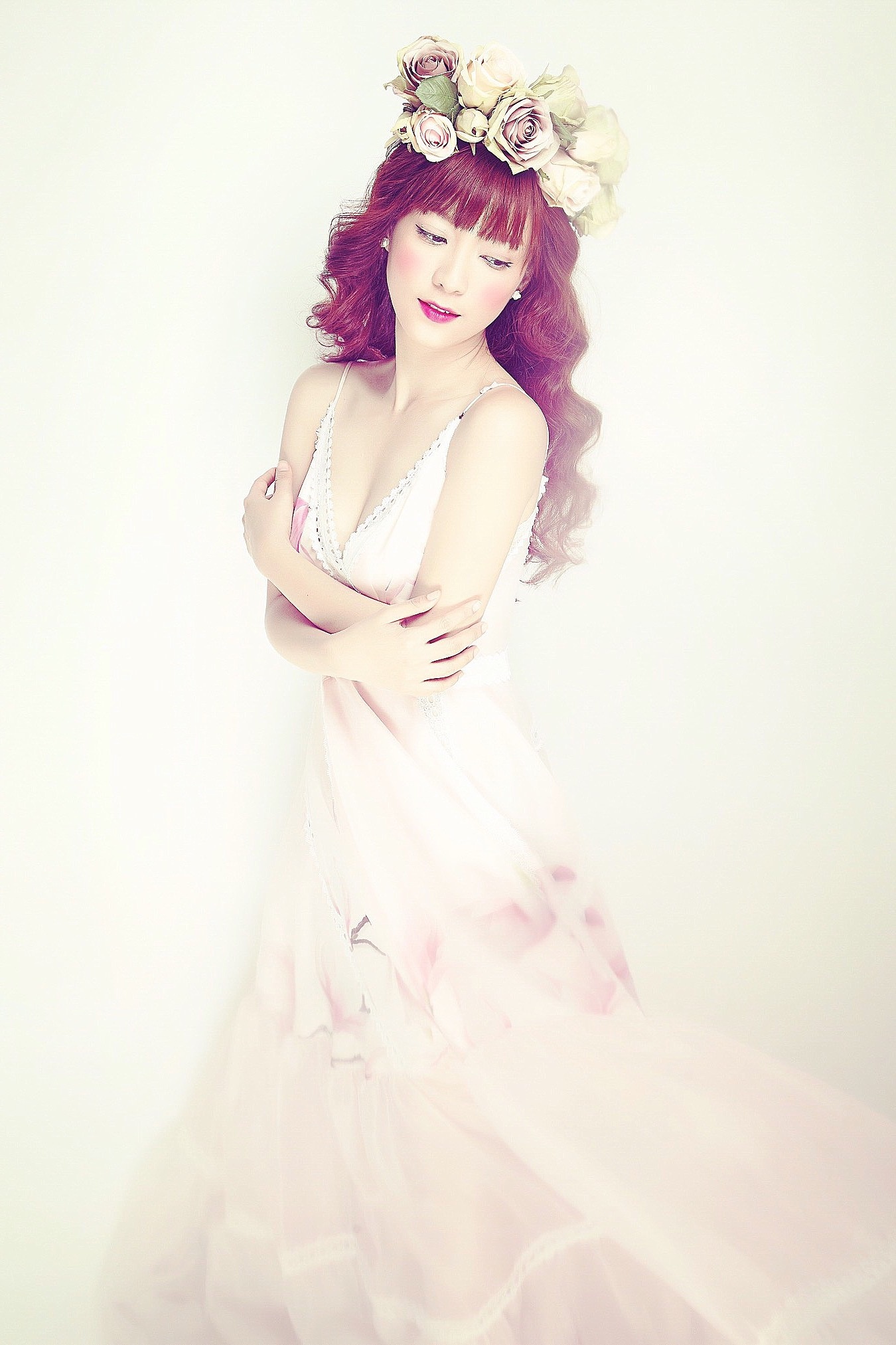Đinh Hương ra mắt ca khúc vào ngày Valentine ảnh 1 Dinh Huong ra mat ca khuc vao ngay Valentine anh 1