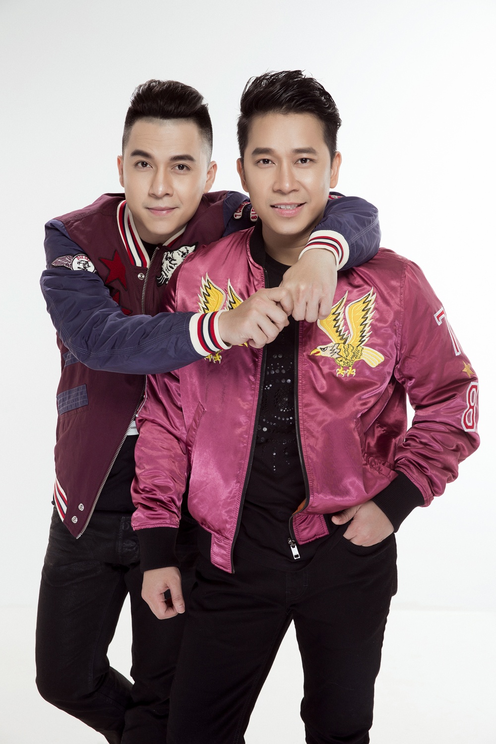 The Men ra mat ca khuc Minh cu yeu thoi anh 1