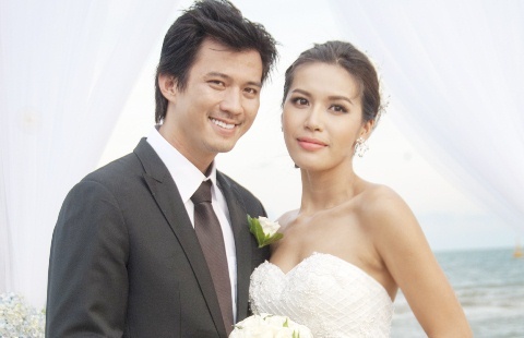 Ha Viet Dung vat va hon Minh Tu trong phim hinh anh