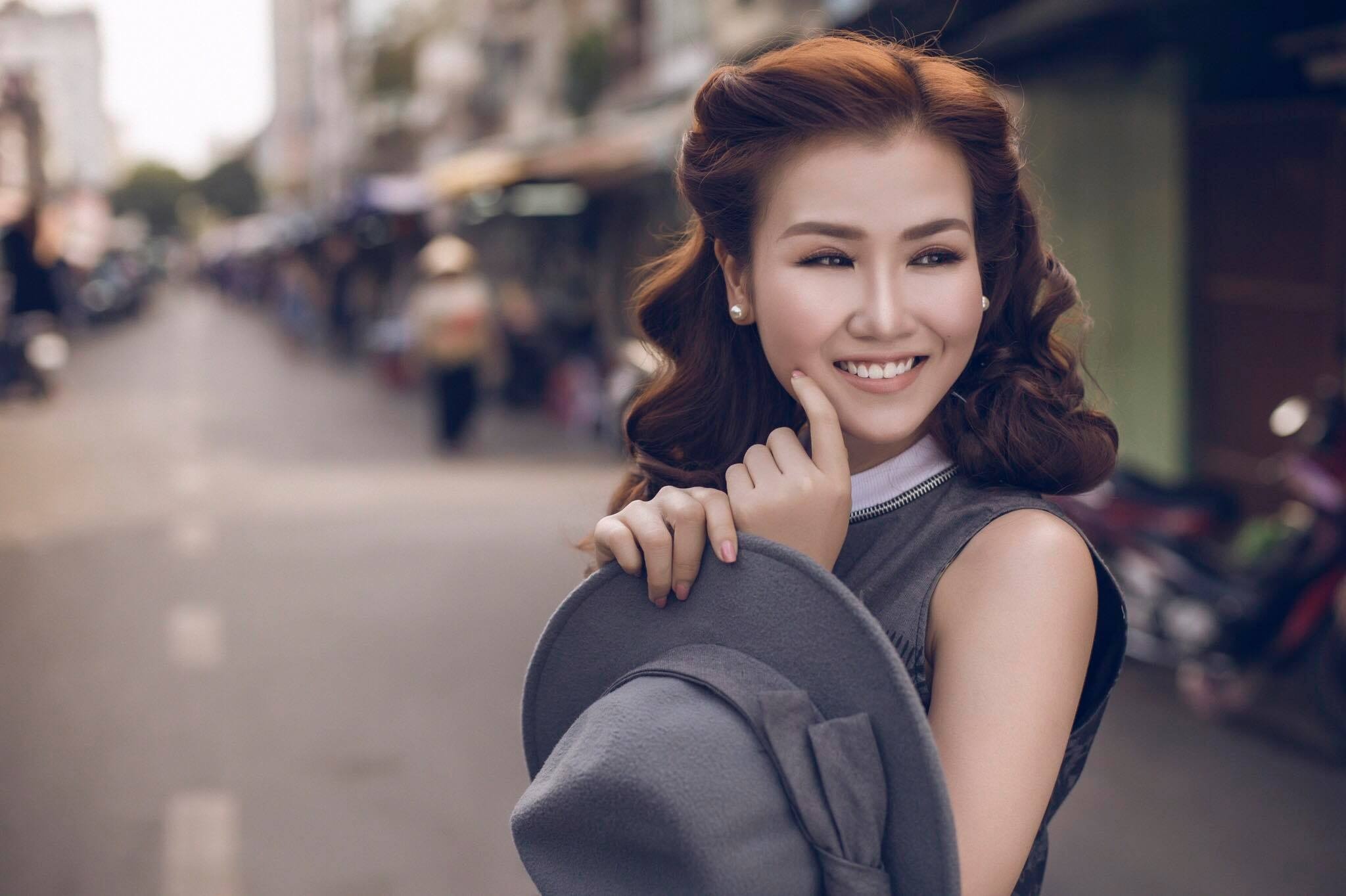 Võ Hạ Trâm ra mắt ca khúc Thèm yêu  ảnh 2 Vo Ha Tram ra mat ca khuc Them yeu anh 2