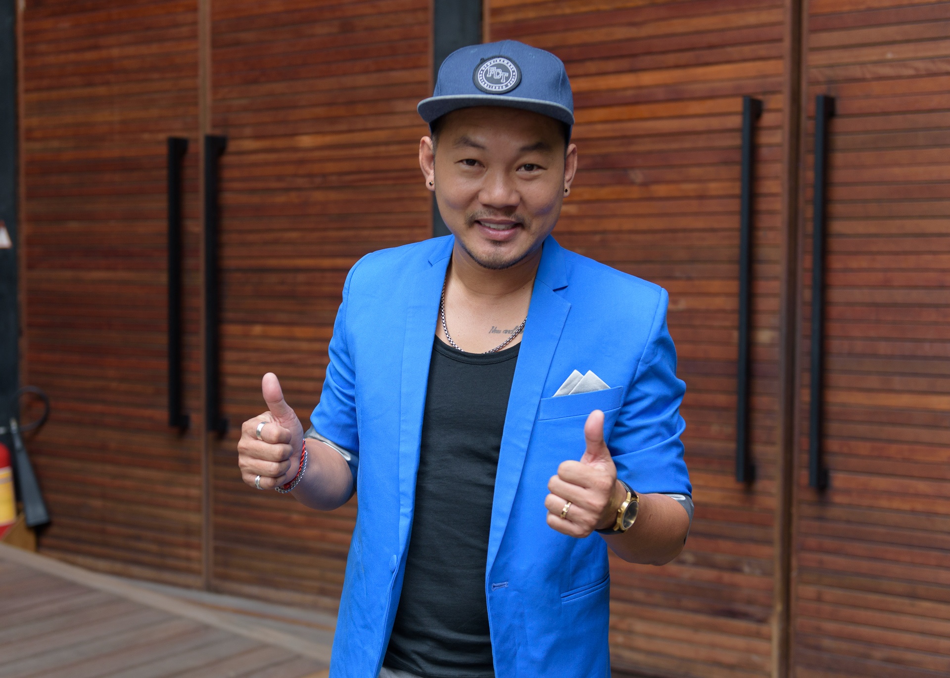 Ra mat chuong trinh Troi sinh mot cap anh 8