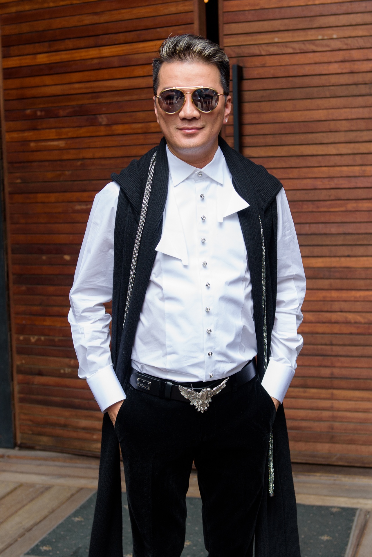 Ra mat chuong trinh Troi sinh mot cap anh 1