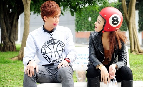 Ho Viet Trung bi thoai hoa cot song van quay MV hanh dong hinh anh