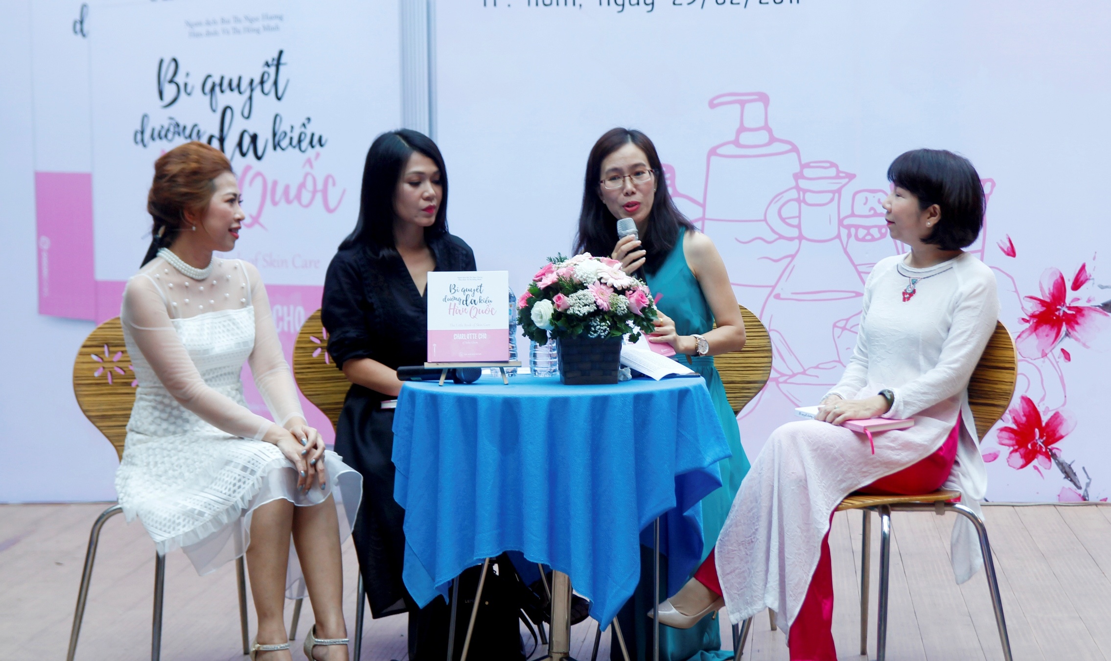 Đinh Y Nhung dự ra mắt sách làm đẹp ảnh 1 Dinh Y Nhung du ra mat sach lam dep anh 1