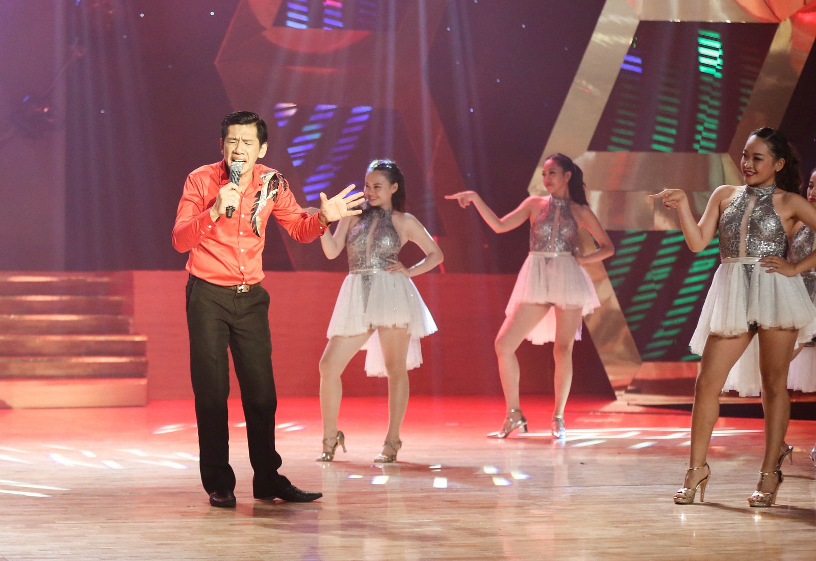 Tình Bolero Hoan ca tập 2 ảnh 7 Tinh Bolero Hoan ca tap 2 anh 7