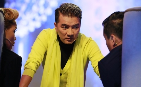 Duong Trieu Vu to tieng voi Mr. Dam khi Dieu Nhi bi loai hinh anh