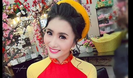 Nguyet Anh bat ngo lam dam hoi voi ong xa nguoi An Do hinh anh