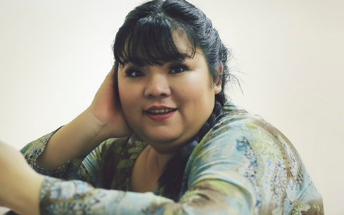 Nu dien vien hai 115 kg cua showbiz Viet ke chuyen tinh yeu hinh anh