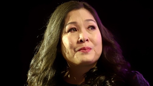 NSND Hong Van khoc khi nghe tam su cua ong xa Le Tuan Anh hinh anh