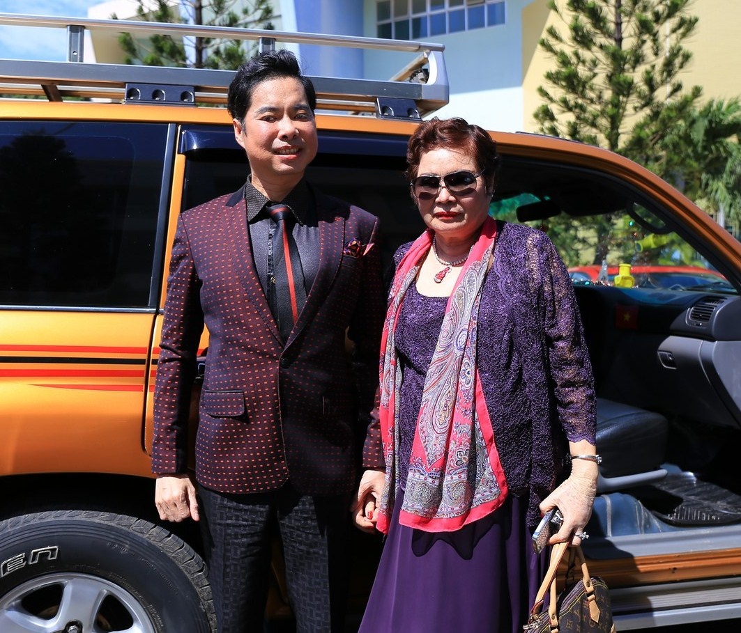 Ngoc Son tu choi nhieu loi to tinh anh 2