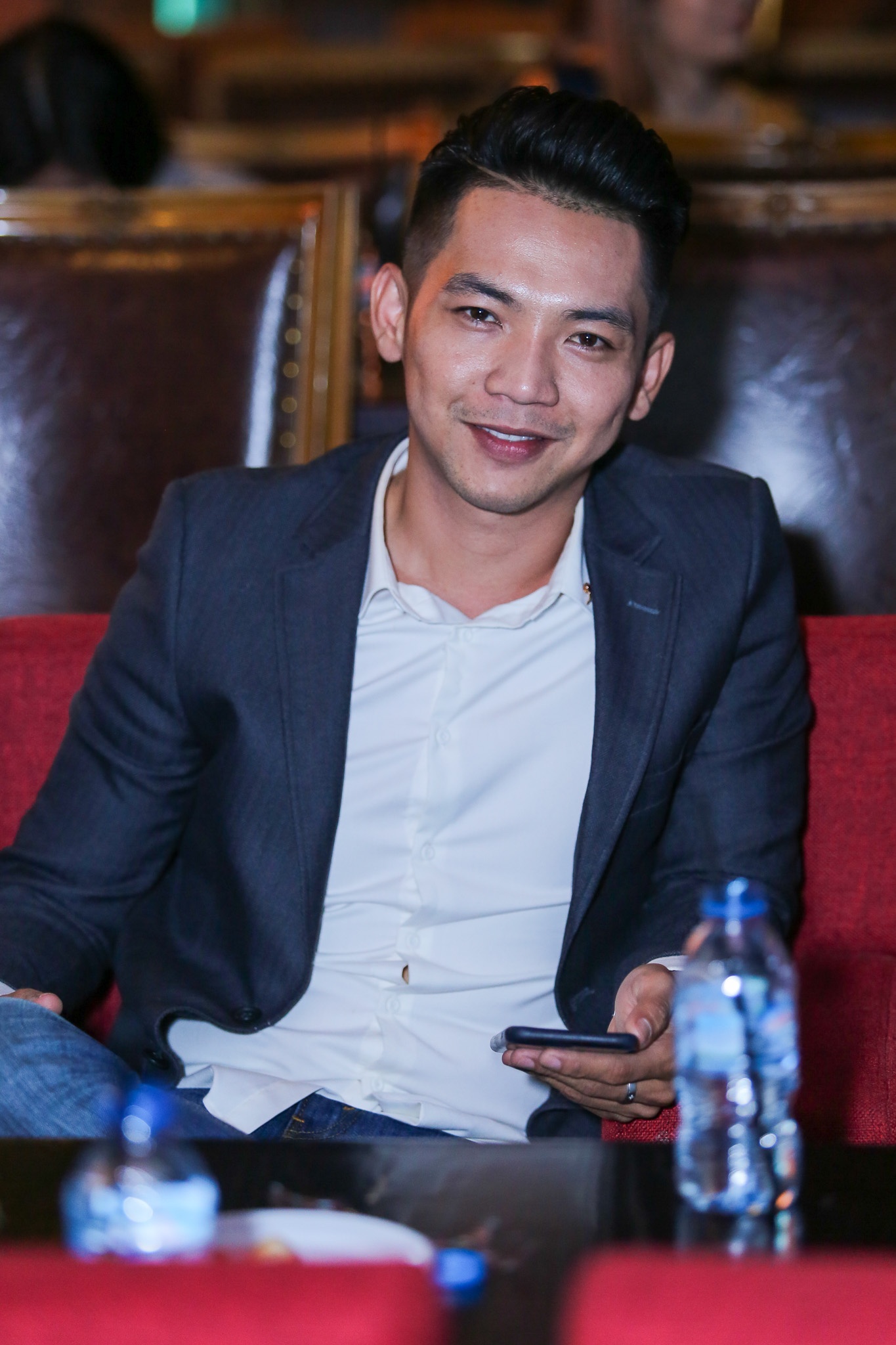 Hình ảnh buổi ra mắt MV Có được không em ảnh 8 Hinh anh buoi ra mat MV Co duoc khong em anh 8