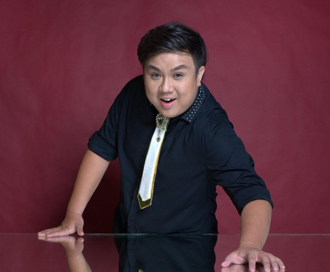 Gia Bảo lỗ 700 triệu đồng vì ở sân khấu riêng ảnh 2 Gia Bao lo 700 trieu dong vi o san khau rieng anh 2