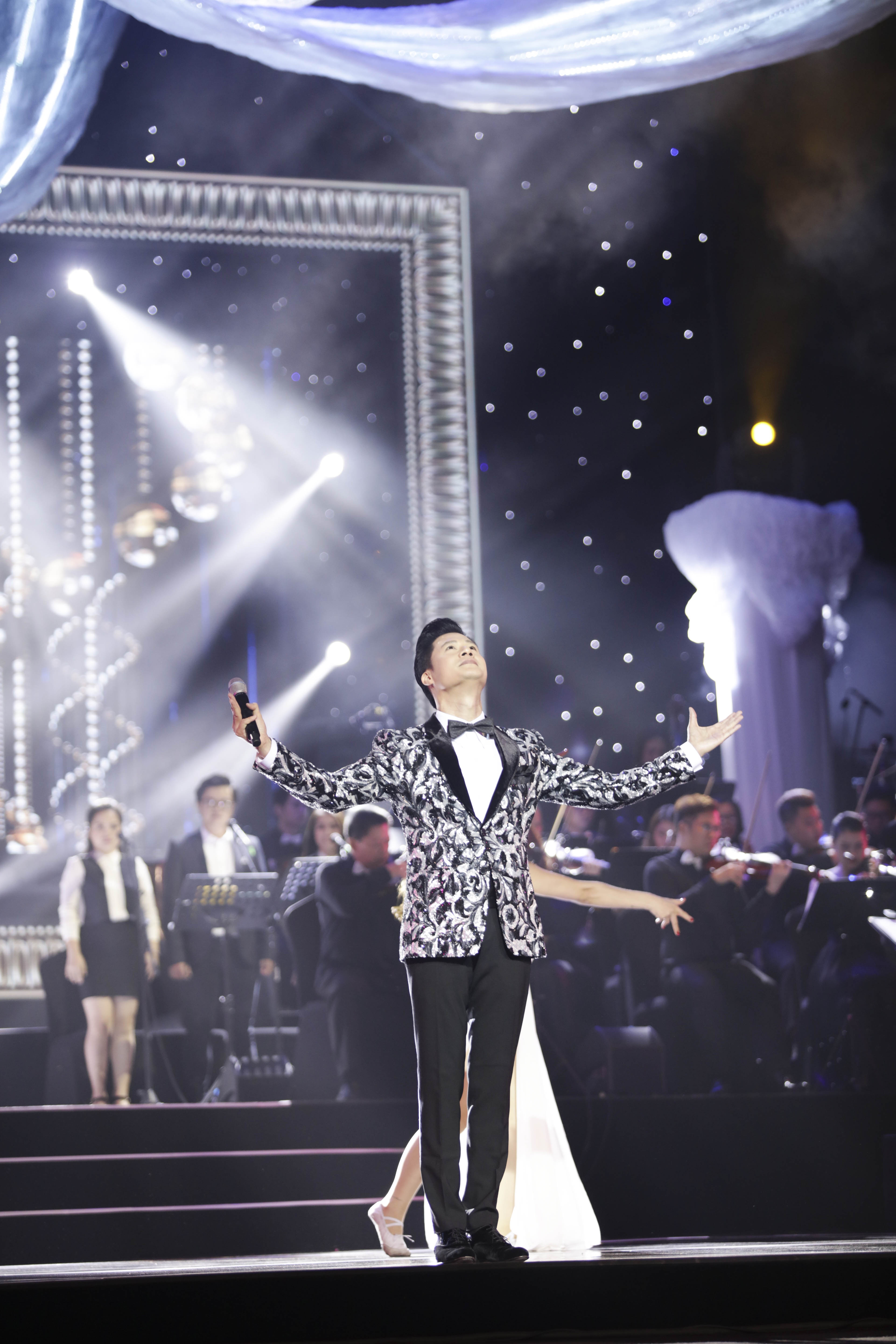 hinh anh live show Quang Dung o TP.HCM anh 1