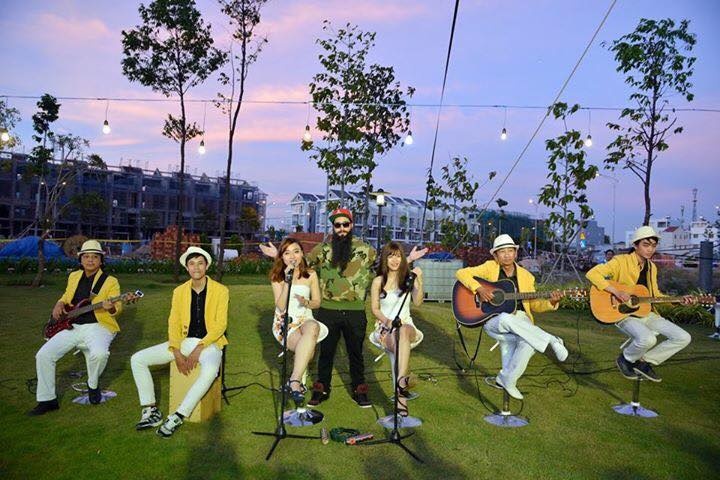 Dao dien Kong tim mua nha o Sai Gon anh 5