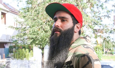 Dao dien Kong tim mua nha o TP.HCM hinh anh