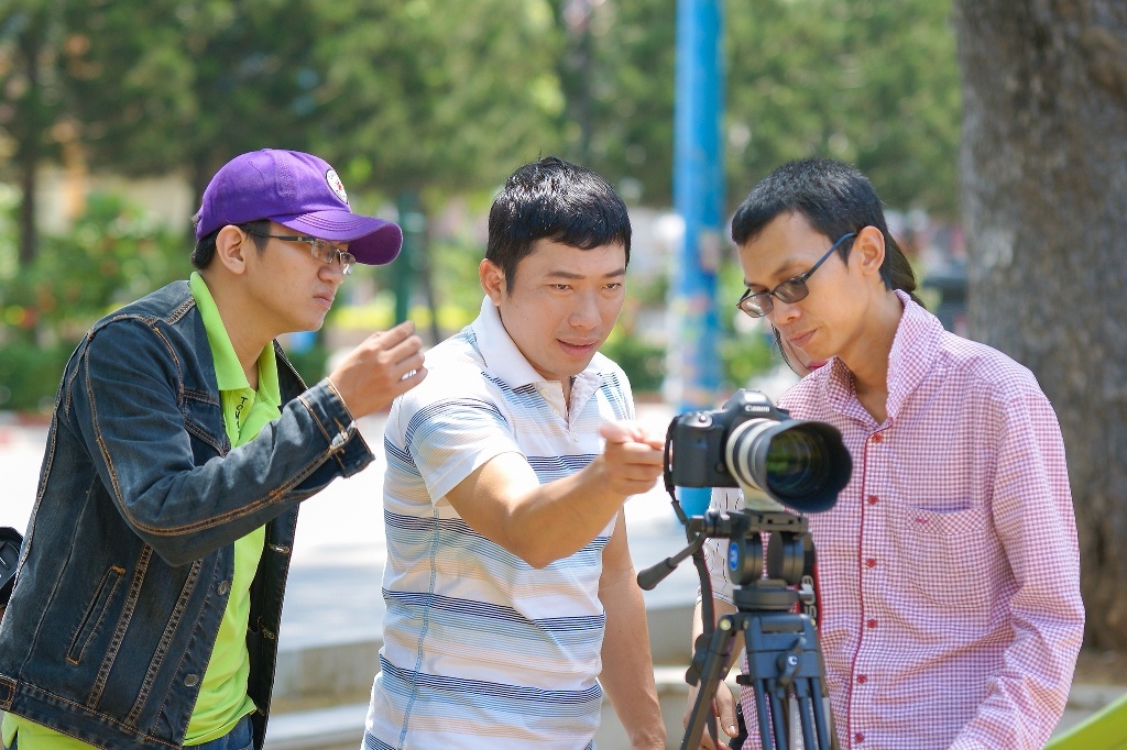 Kinh Quoc lo 600 trieu dong vi lam phim ngan anh 2