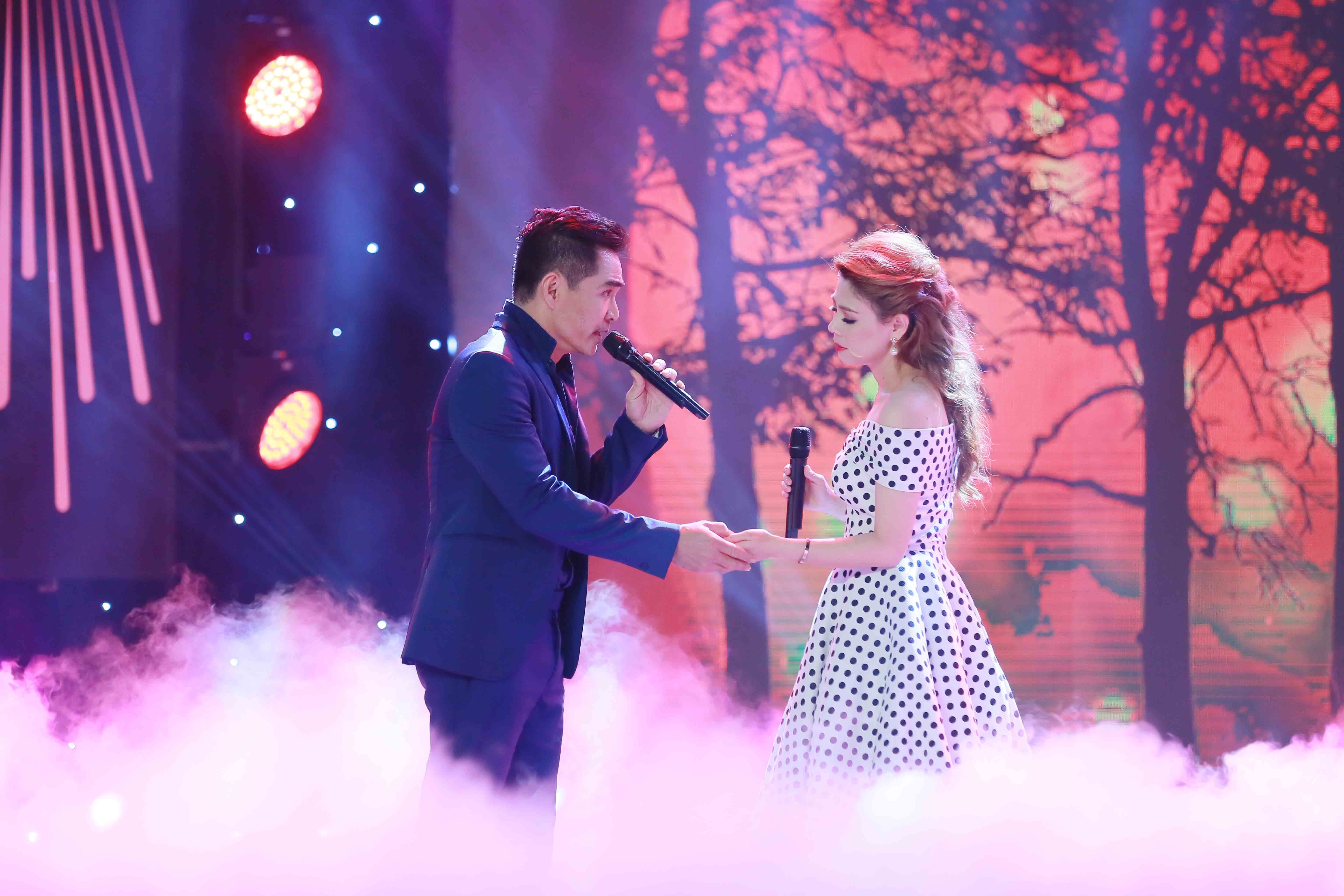 Thanh Ha va Kieu Oanh bat dong quan diem anh 1