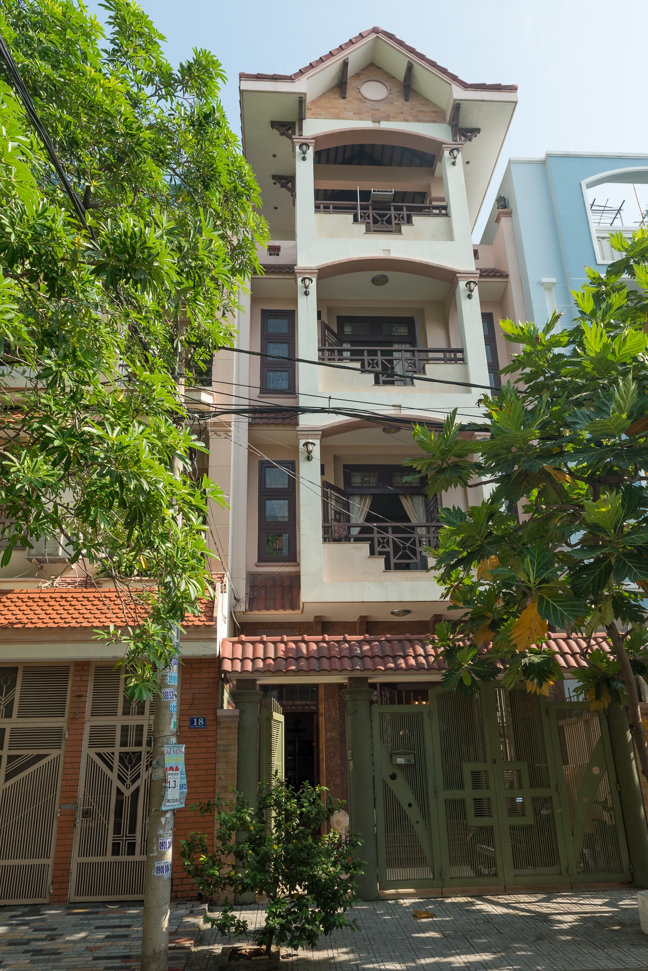 Nha Kinh Quoc o Sai Gon anh 1