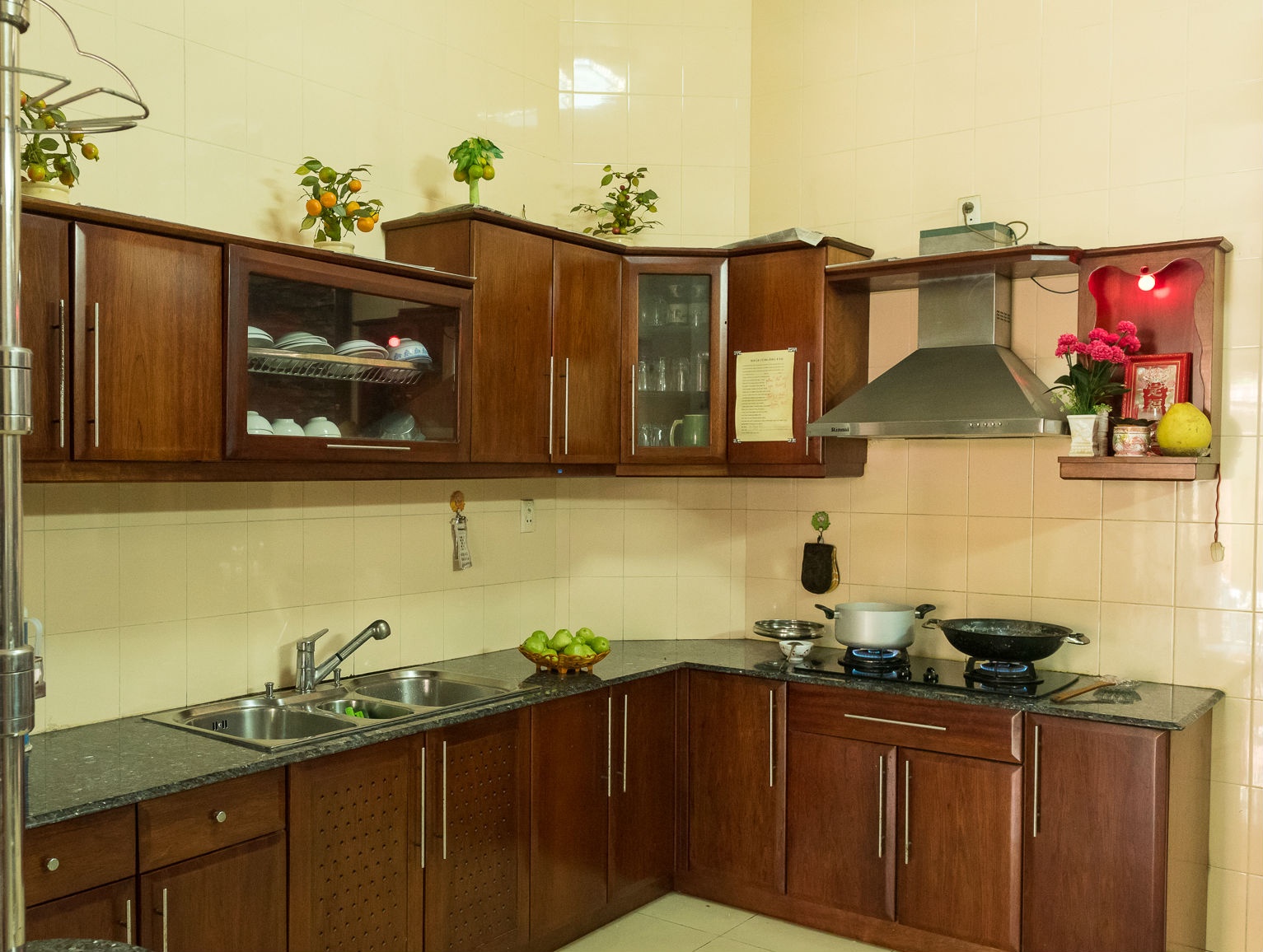 Nha Kinh Quoc o Sai Gon anh 5