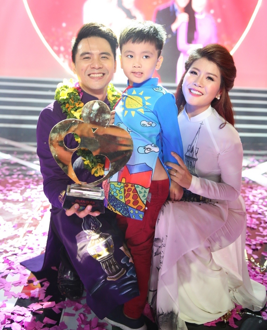 Hong Van gianh giai nhat hat cung me yeu anh 3