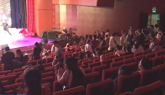 Khan gia bo ve khi chuong trinh chua ket thuc hinh anh