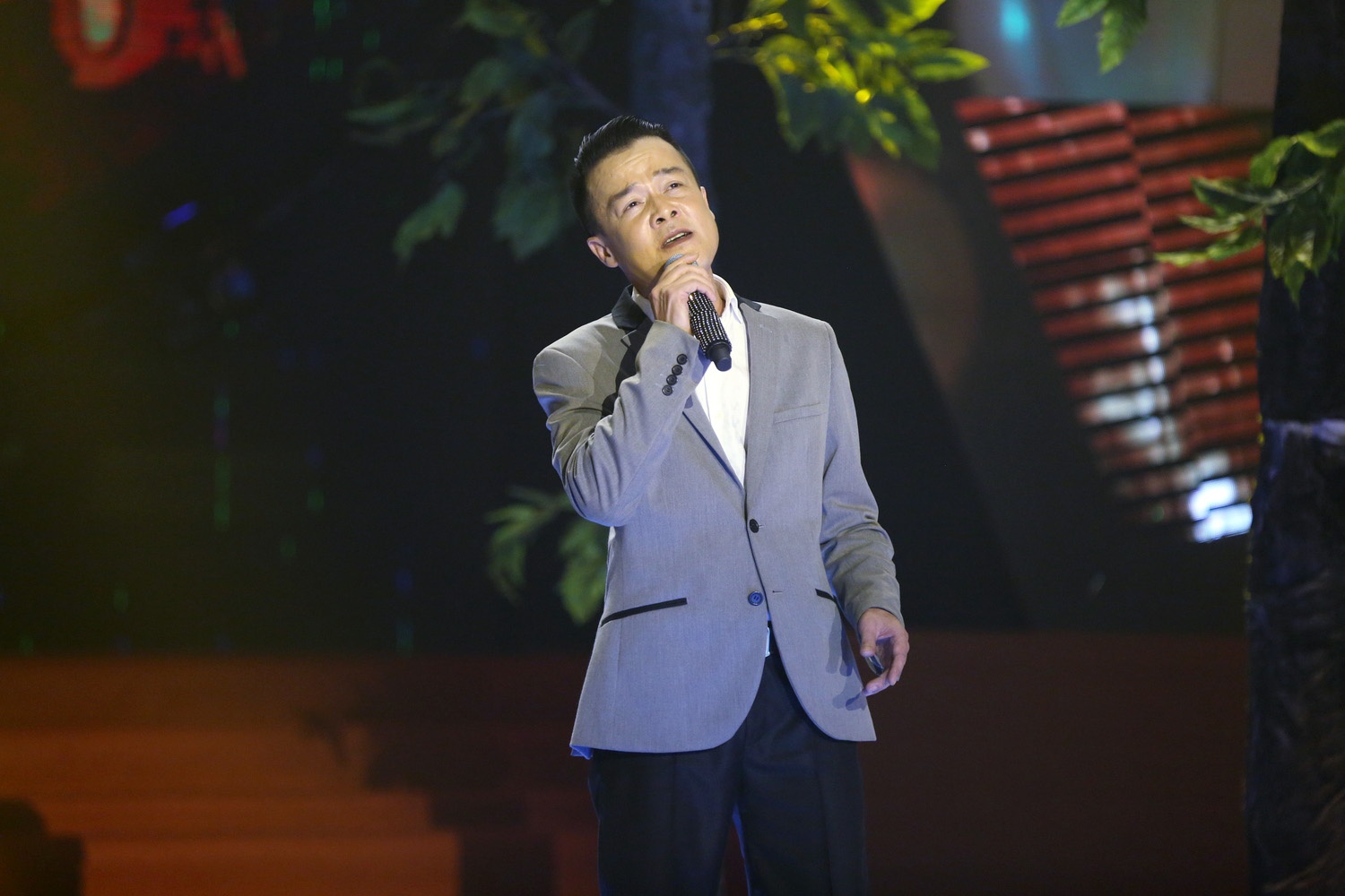 Y Lan khoc khi nghe Duc Minh hat anh 7