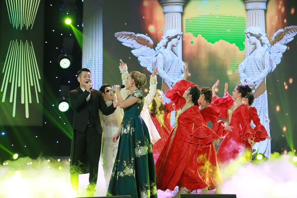 Hinh anh tap 9 troi sinh mot cap anh 3