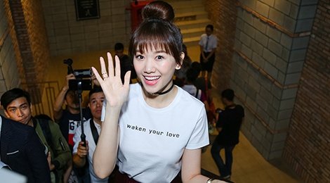 Hari Won tuoi tan trong buoi ra mat MV 700 trieu dong hinh anh