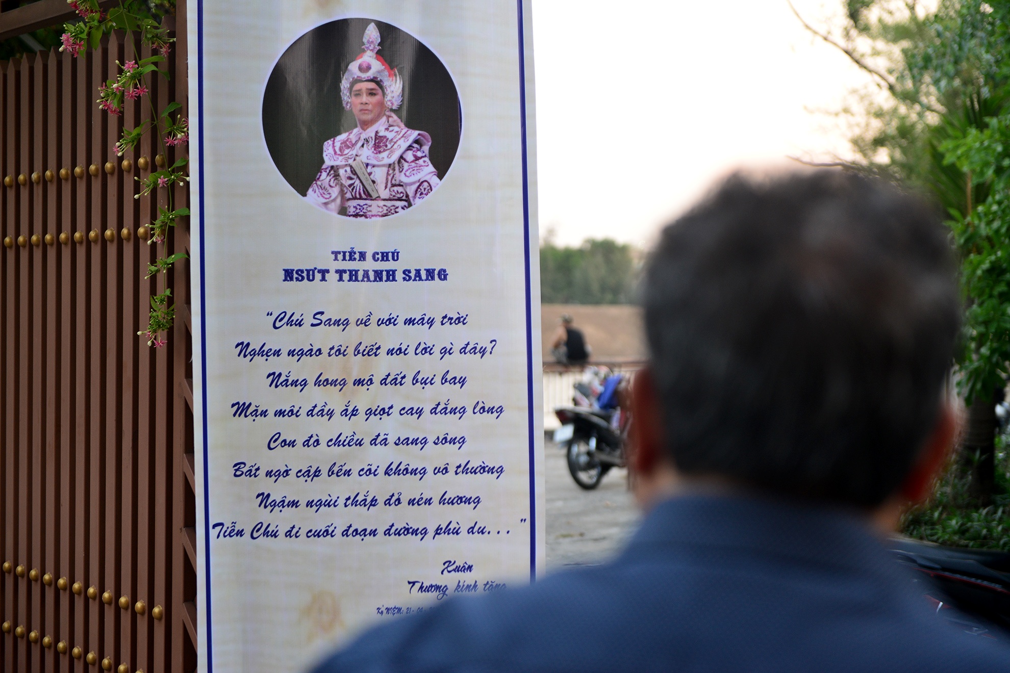 Nghe si den vieng NSUT Thanh Sang anh 1