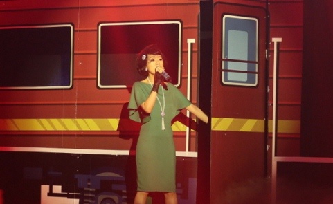 Clip nhac si Duc Huy va Phuong Dung nhan xet doi nghich tren ghe nong hinh anh