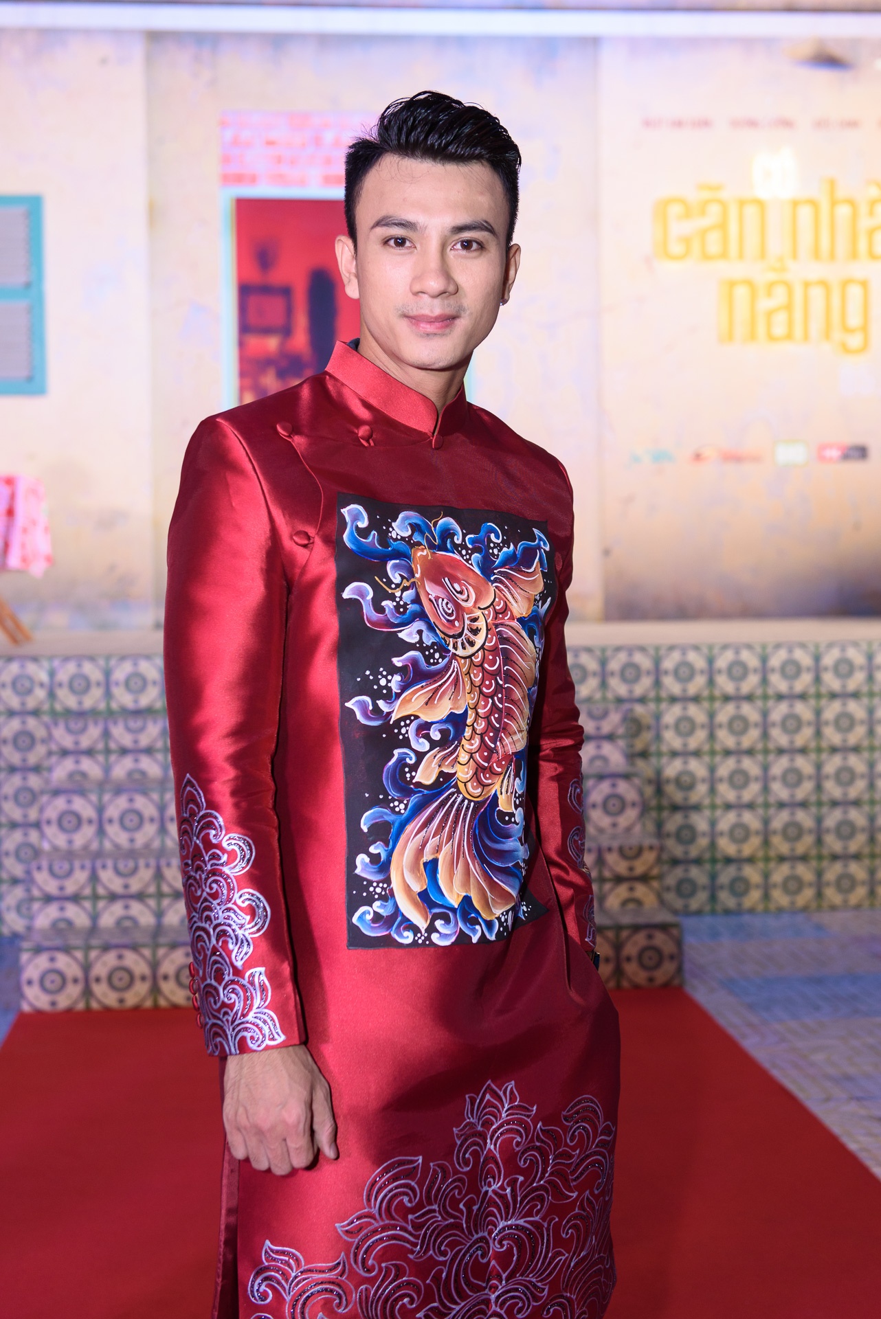 Hoai Linh du ra mat Co can nha nam nghe nang mua anh 8