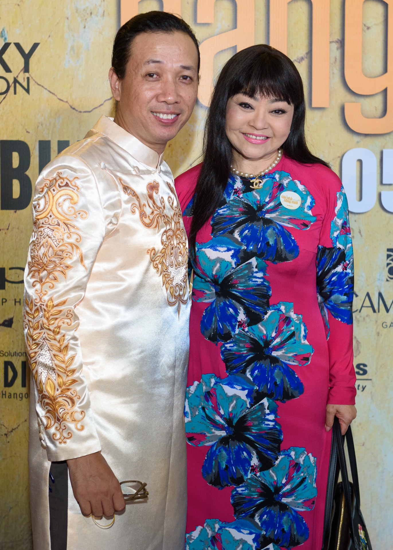 Hoai Linh du ra mat Co can nha nam nghe nang mua anh 6