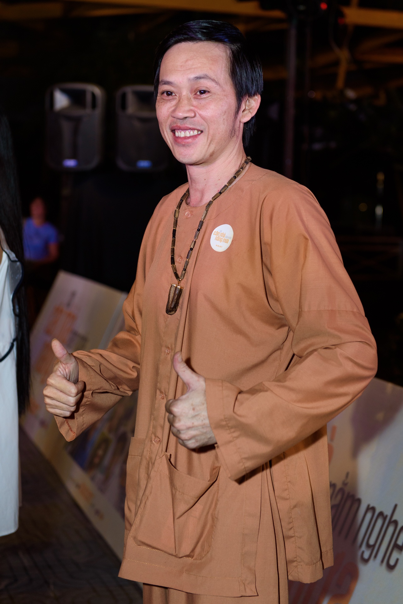 Hoai Linh du ra mat Co can nha nam nghe nang mua anh 1