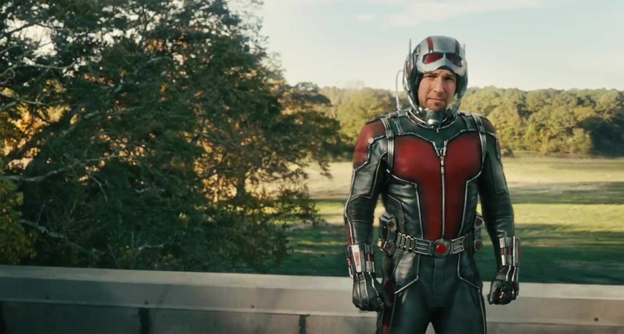 Chi tiết vô lý trong Ant-Man and the Wasp ảnh 2 Chi tiet vo ly trong Ant-Man and the Wasp anh 2