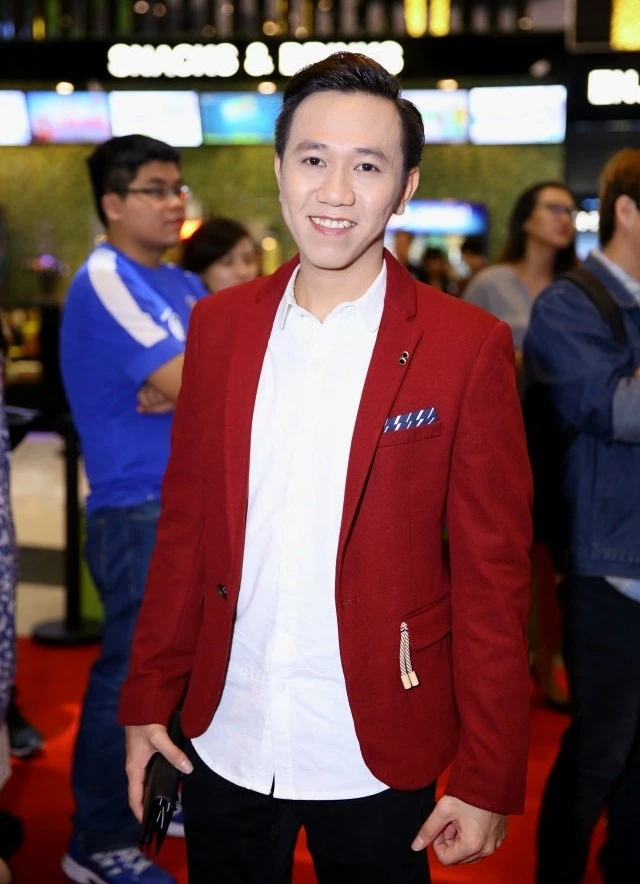 Anh Duc chia se ve cach dien hai anh 3